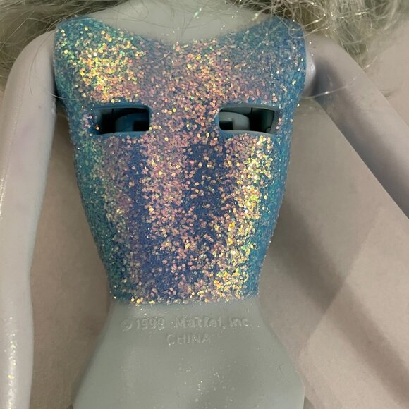 Barbie Blue Sparkle Fairytopia and Pink Fairy Secret Dolls - Picture 10 of 15